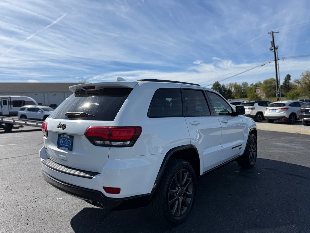 2016 Jeep Grand Cherokee Image 5
