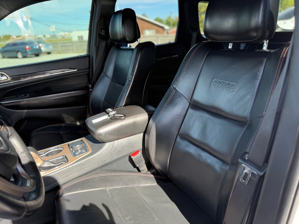 2016 Jeep Grand Cherokee Image 12