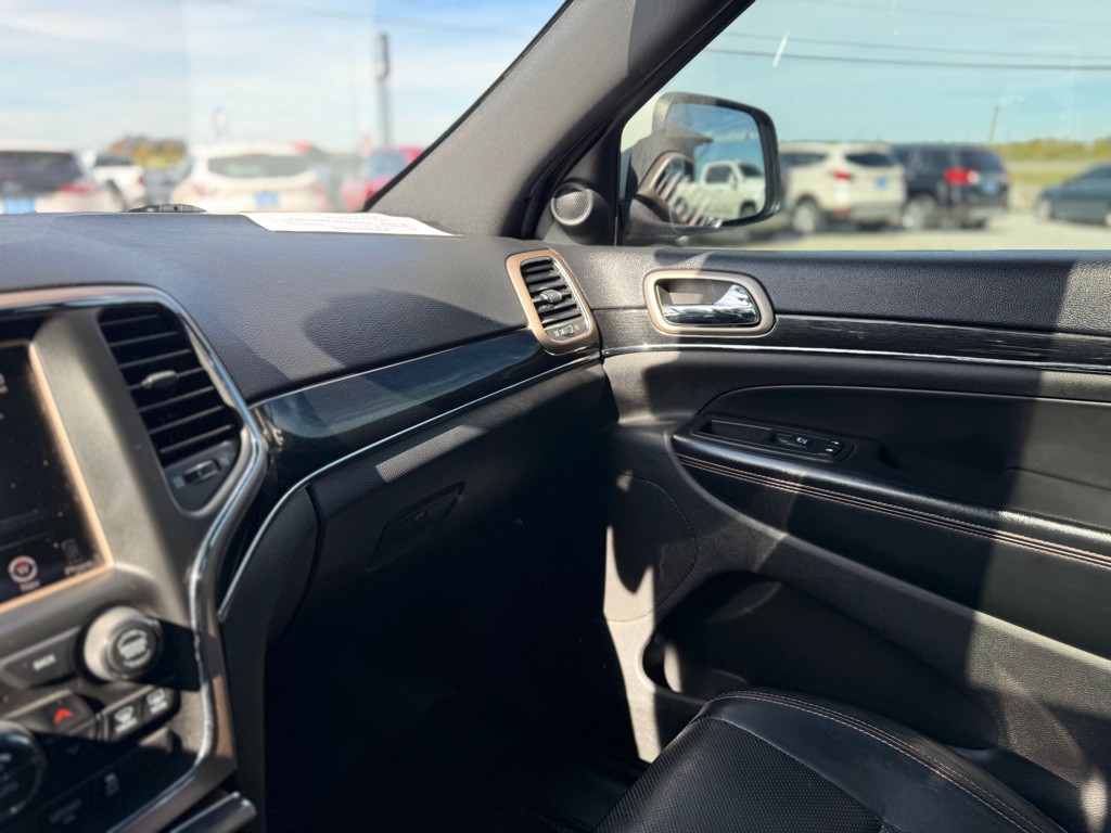 2016 Jeep Grand Cherokee Image 21