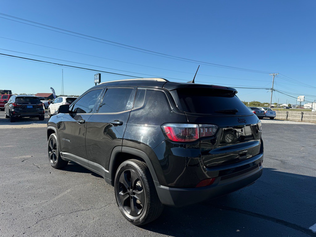 2018 Jeep Compass Image 3