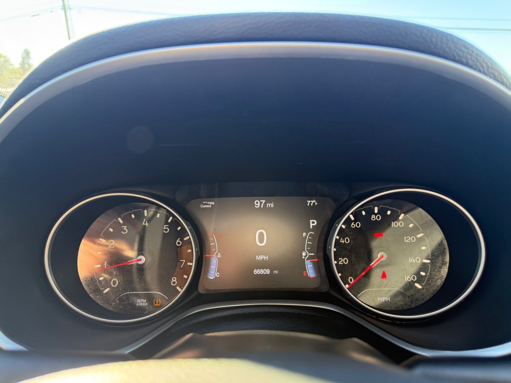 2018 Jeep Compass Image 13