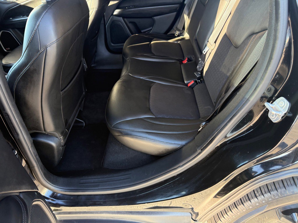 2018 Jeep Compass Image 22