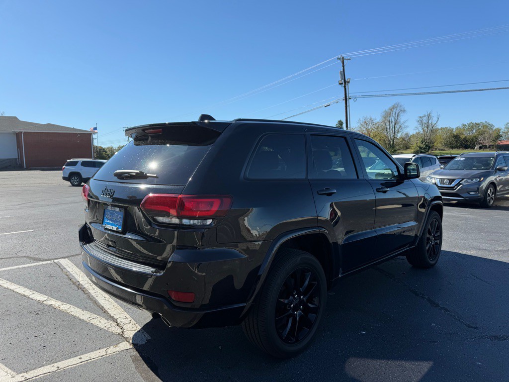 2018 Jeep Grand Cherokee Image 5