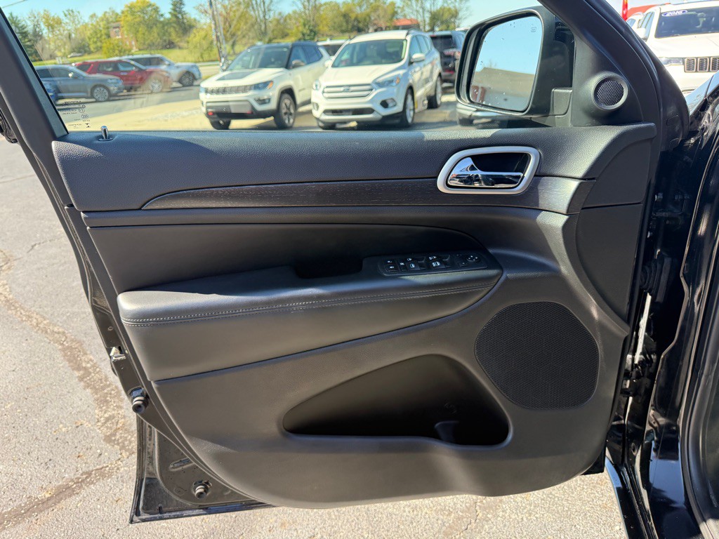 2018 Jeep Grand Cherokee Image 10