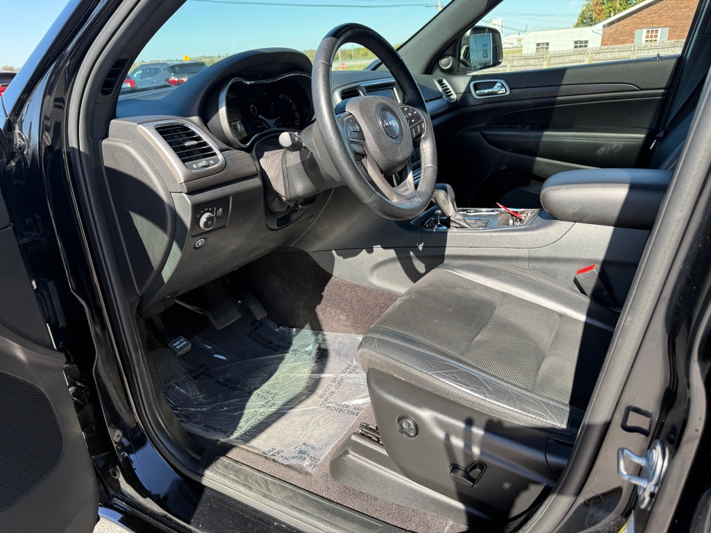 2018 Jeep Grand Cherokee Image 11