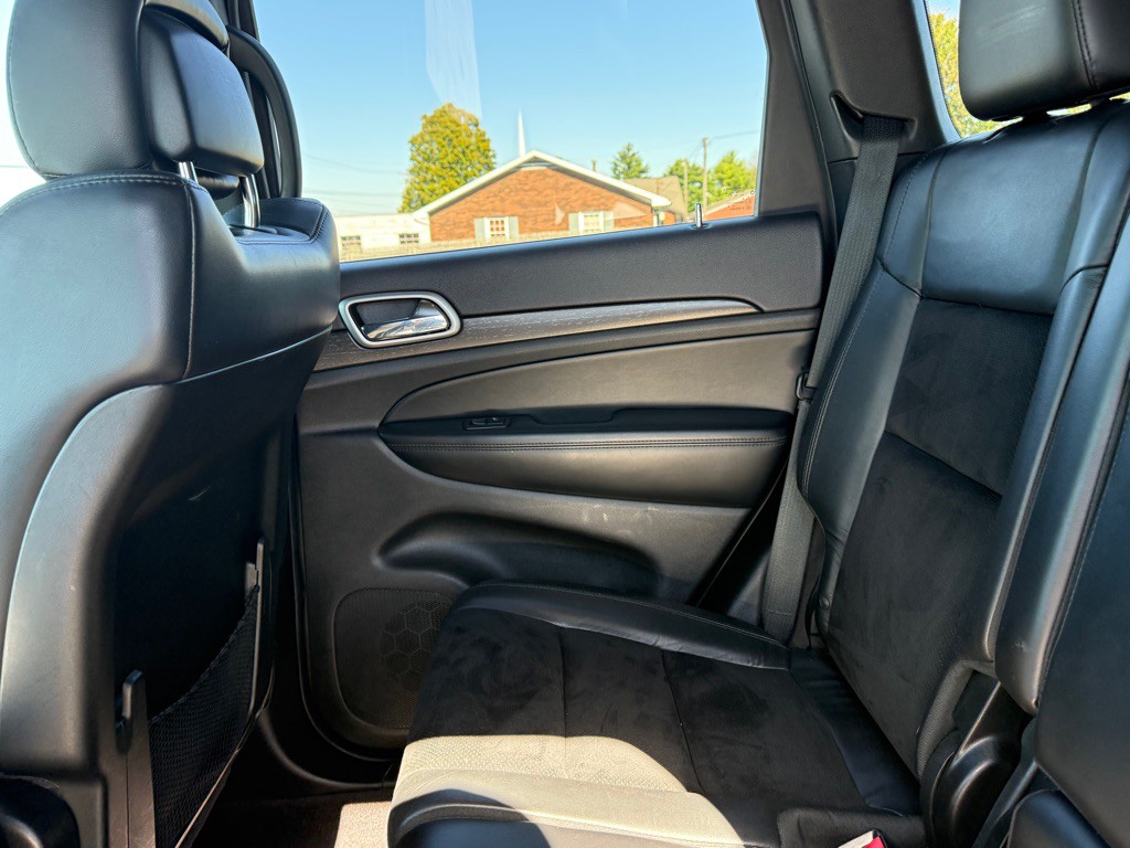 2018 Jeep Grand Cherokee Image 25