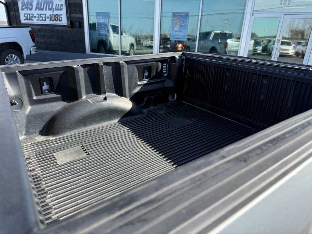 2015 Ford F-150 Image 25