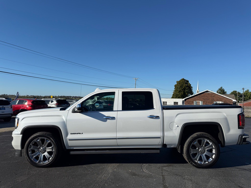 2017 GMC Sierra Image 2