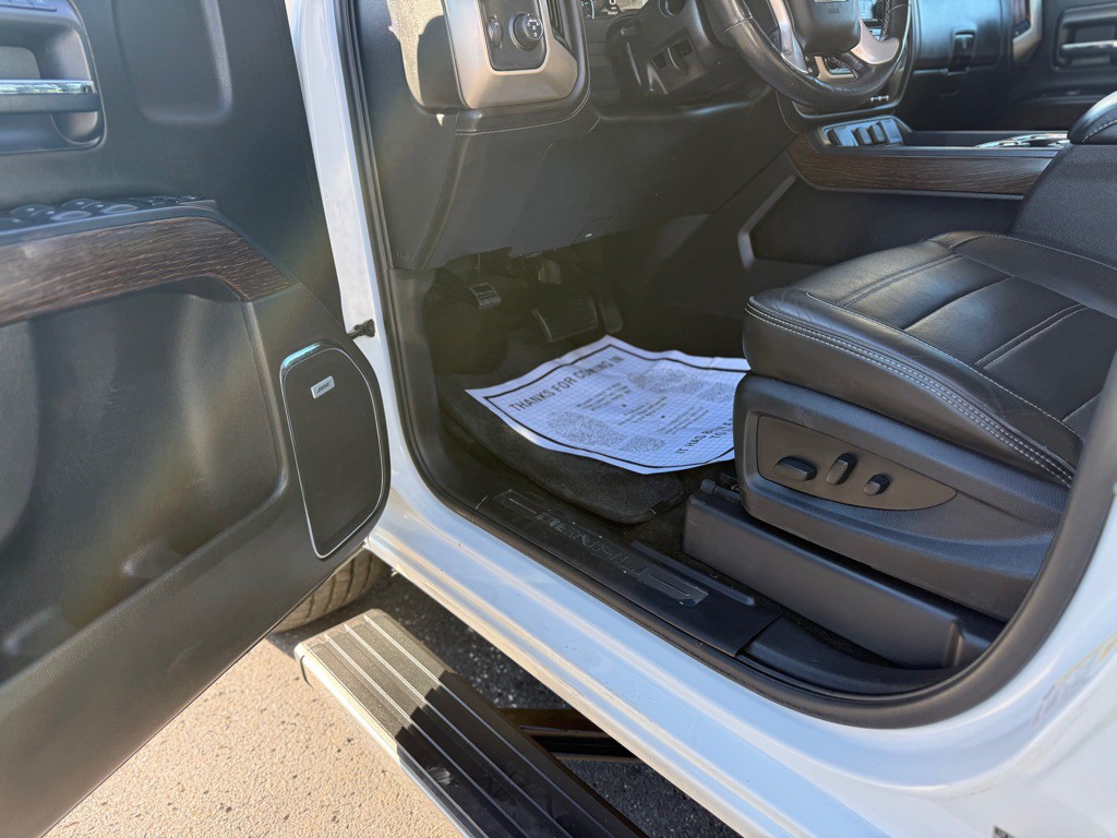 2017 GMC Sierra Image 12