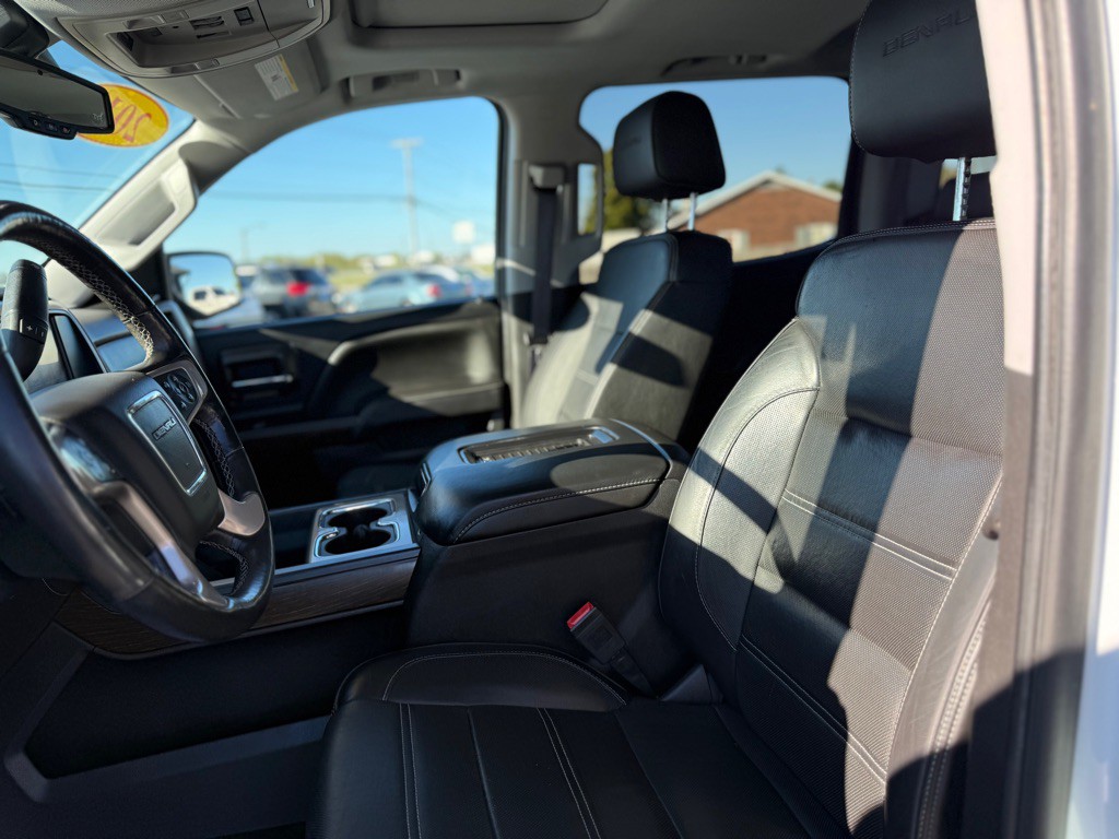 2017 GMC Sierra Image 14