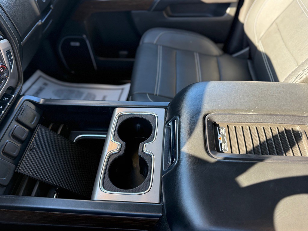 2017 GMC Sierra Image 21