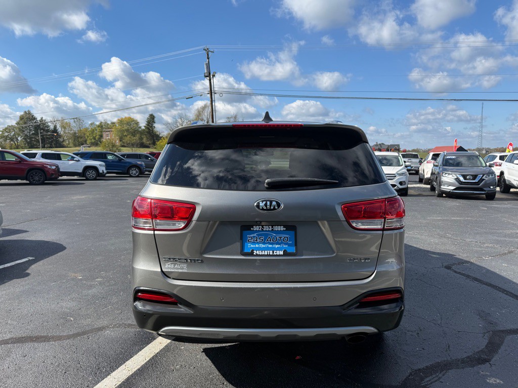 2017 Kia Sorento Image 4