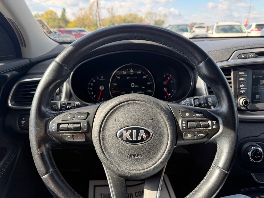 2017 Kia Sorento Image 17