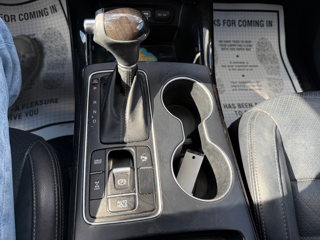 2017 Kia Sorento Image 18