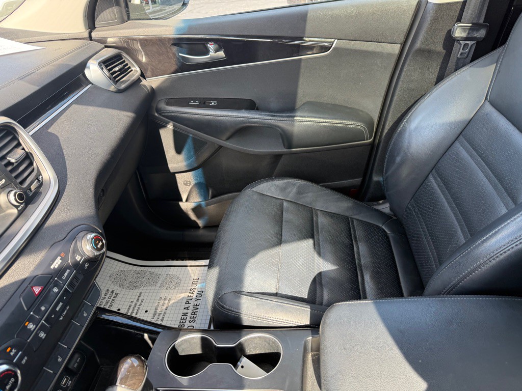 2017 Kia Sorento Image 21