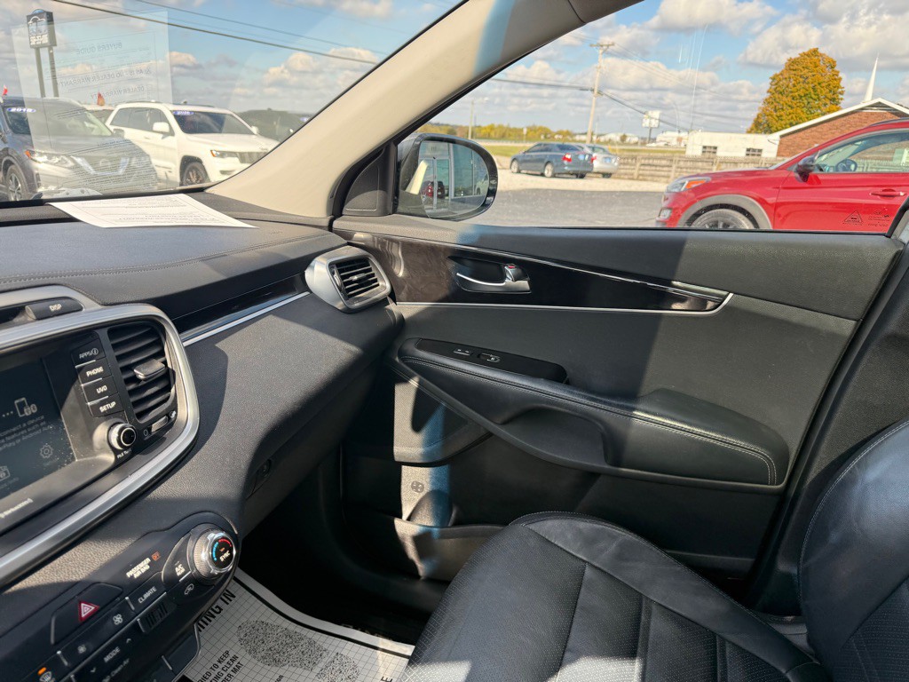 2017 Kia Sorento Image 22