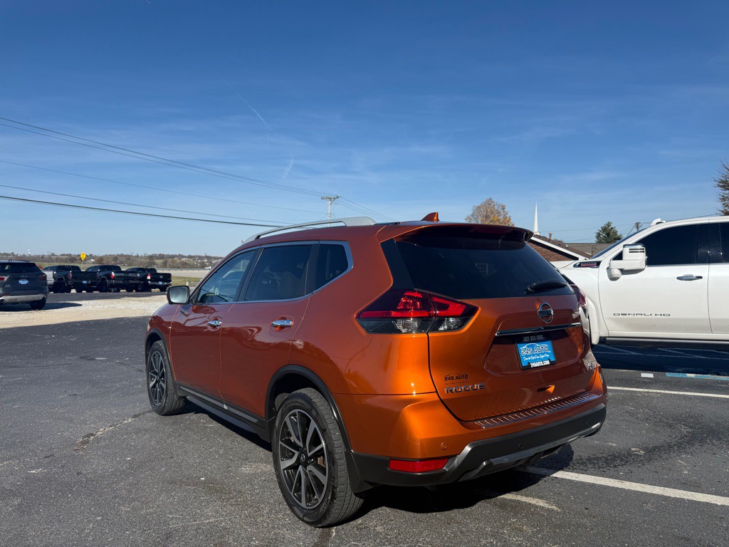 2020 Nissan Rogue Image 3