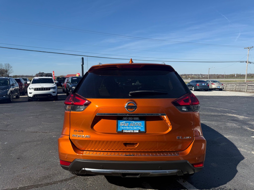 2020 Nissan Rogue Image 4