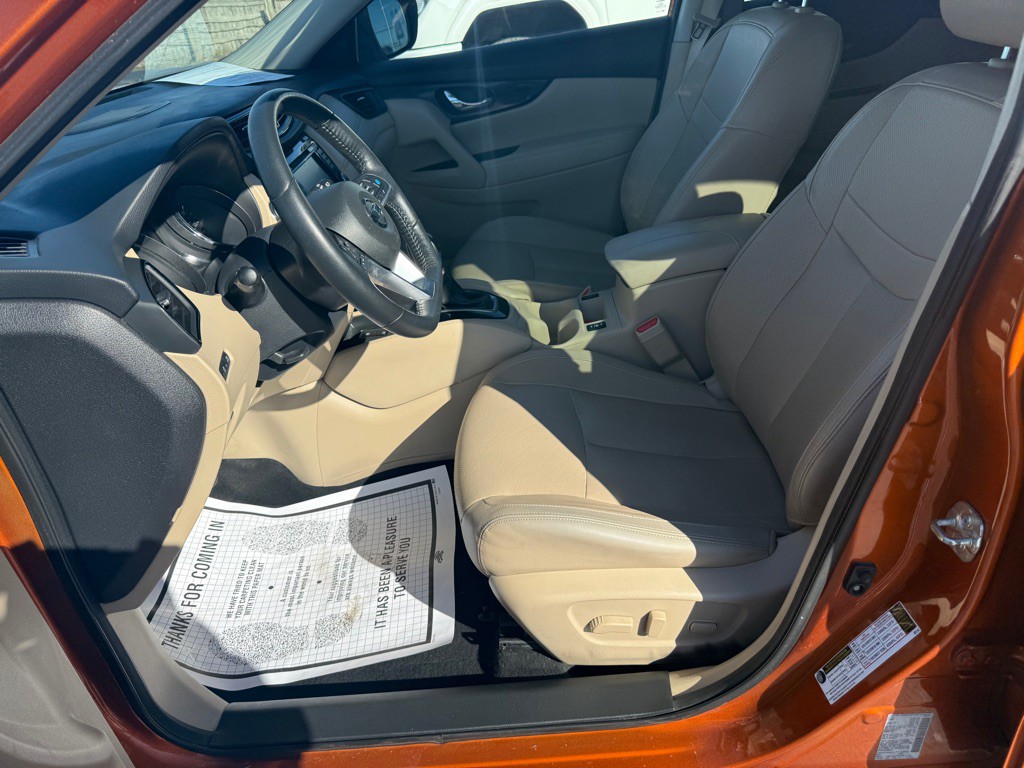 2020 Nissan Rogue Image 10