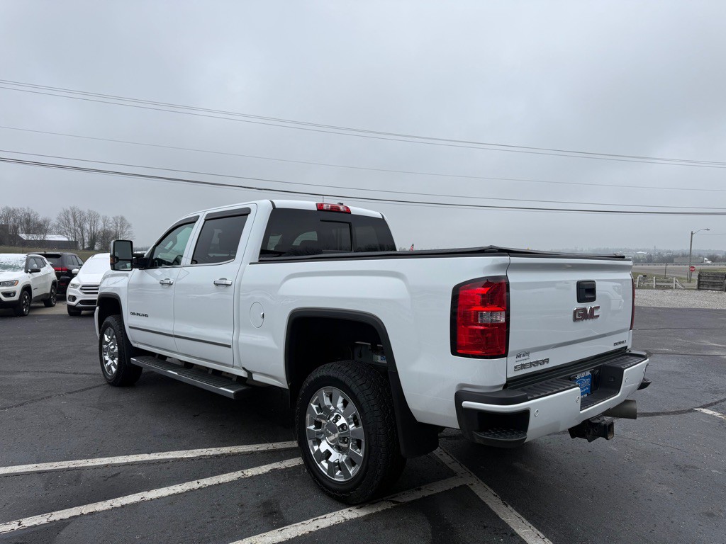 2019 GMC Sierra Image 3