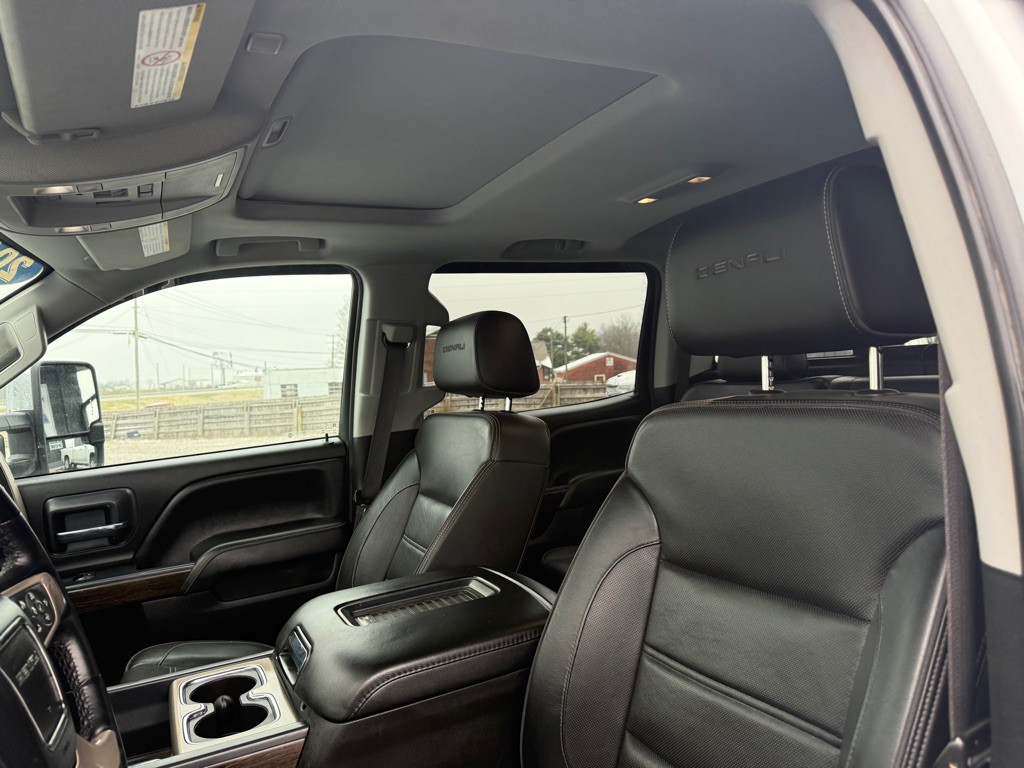 2019 GMC Sierra Image 14