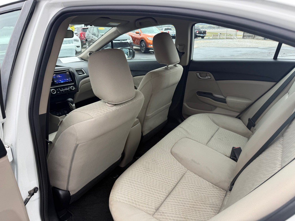 2015 Honda Civic Image 18