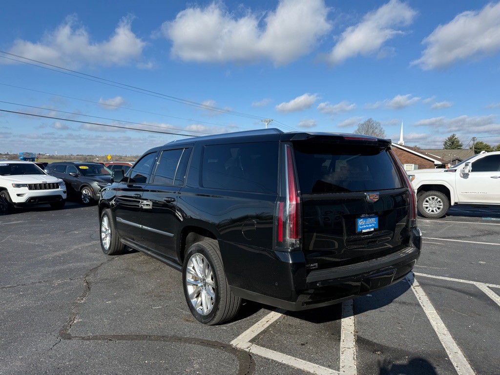 2019 Cadillac Escalade Image 4