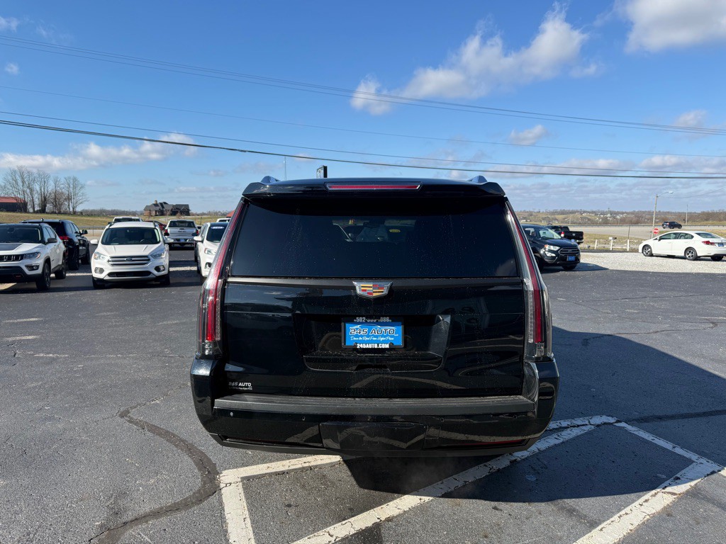2019 Cadillac Escalade Image 5