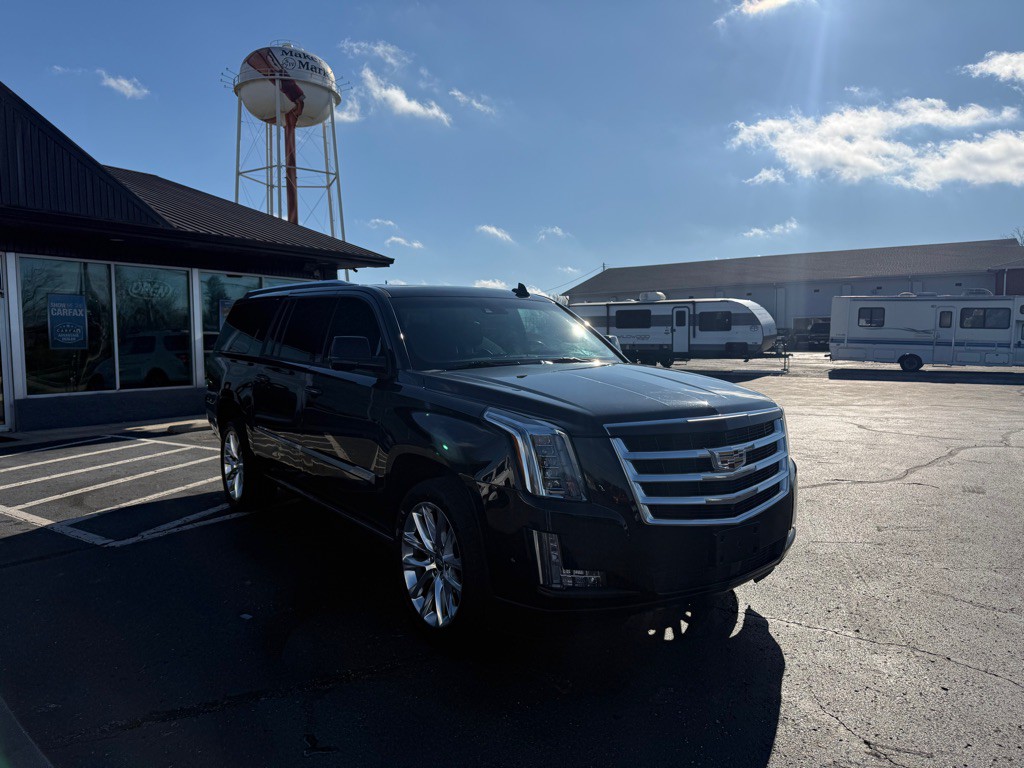 2019 Cadillac Escalade Image 8