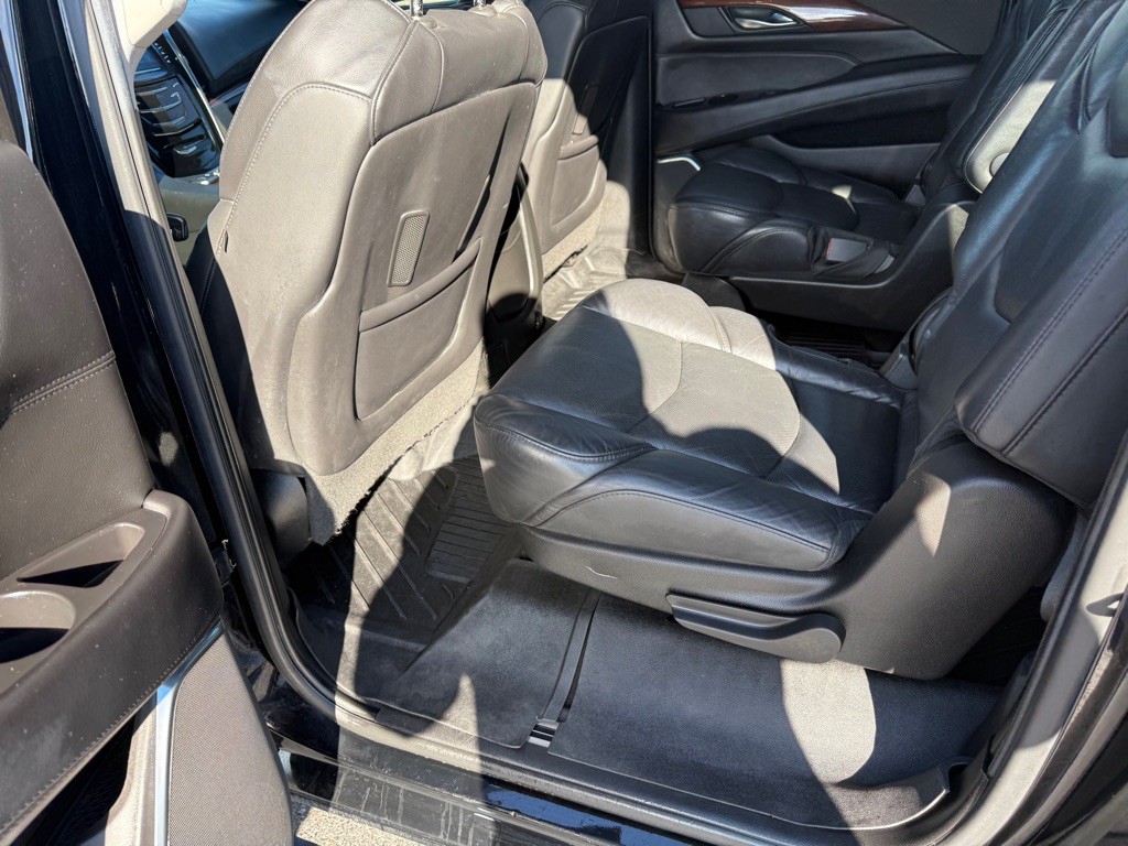2019 Cadillac Escalade Image 27