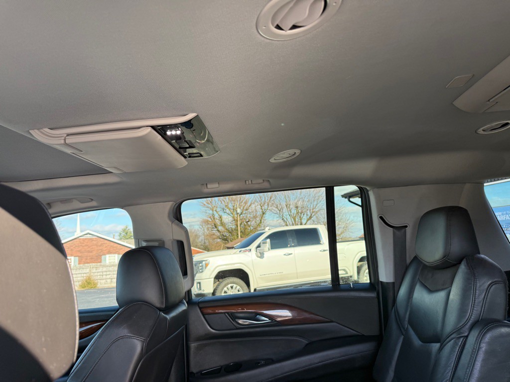 2019 Cadillac Escalade Image 29