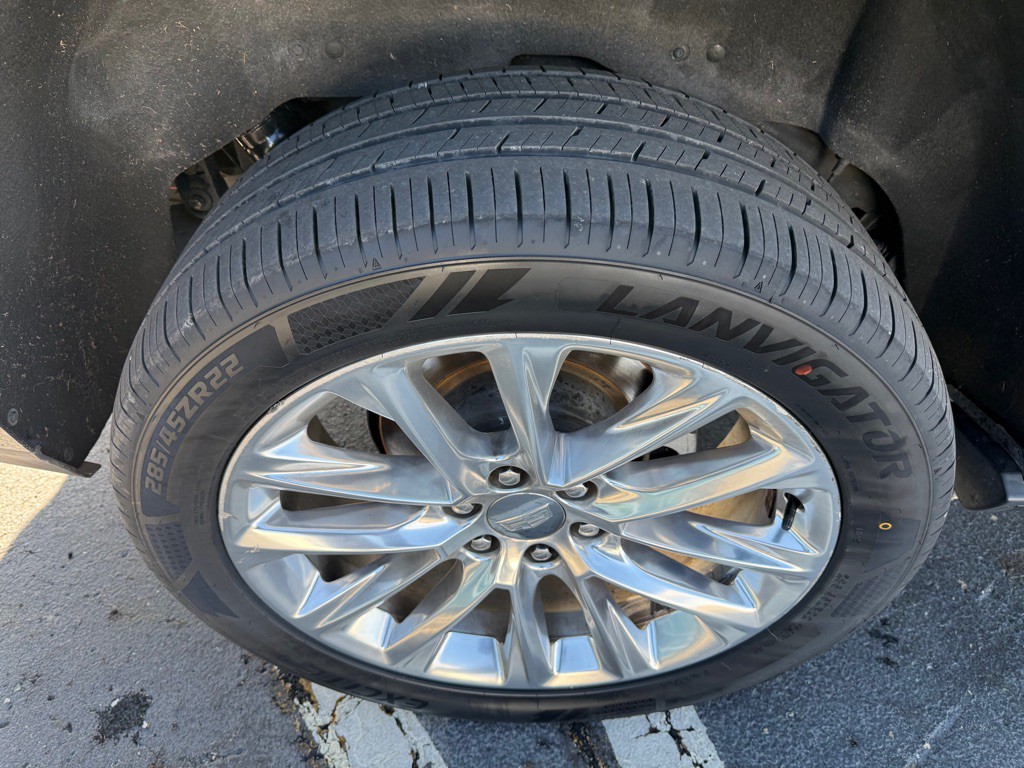 2019 Cadillac Escalade Image 35