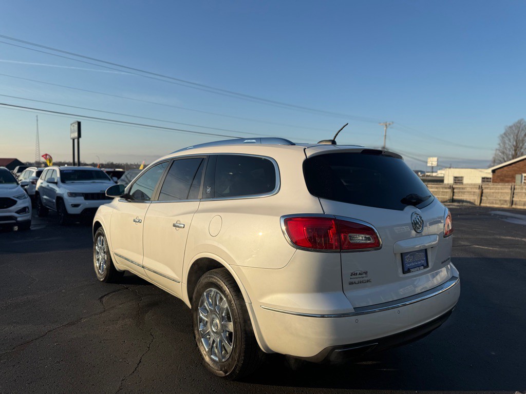 2017 Buick Enclave Image 3