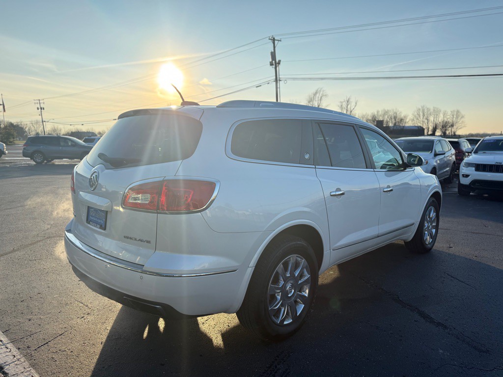 2017 Buick Enclave Image 5