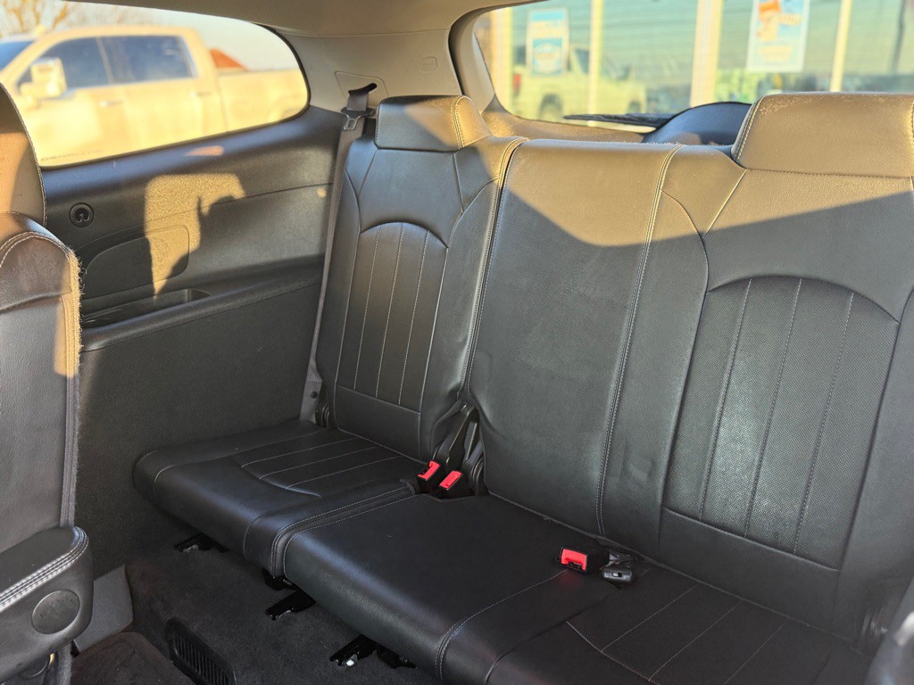 2017 Buick Enclave Image 26