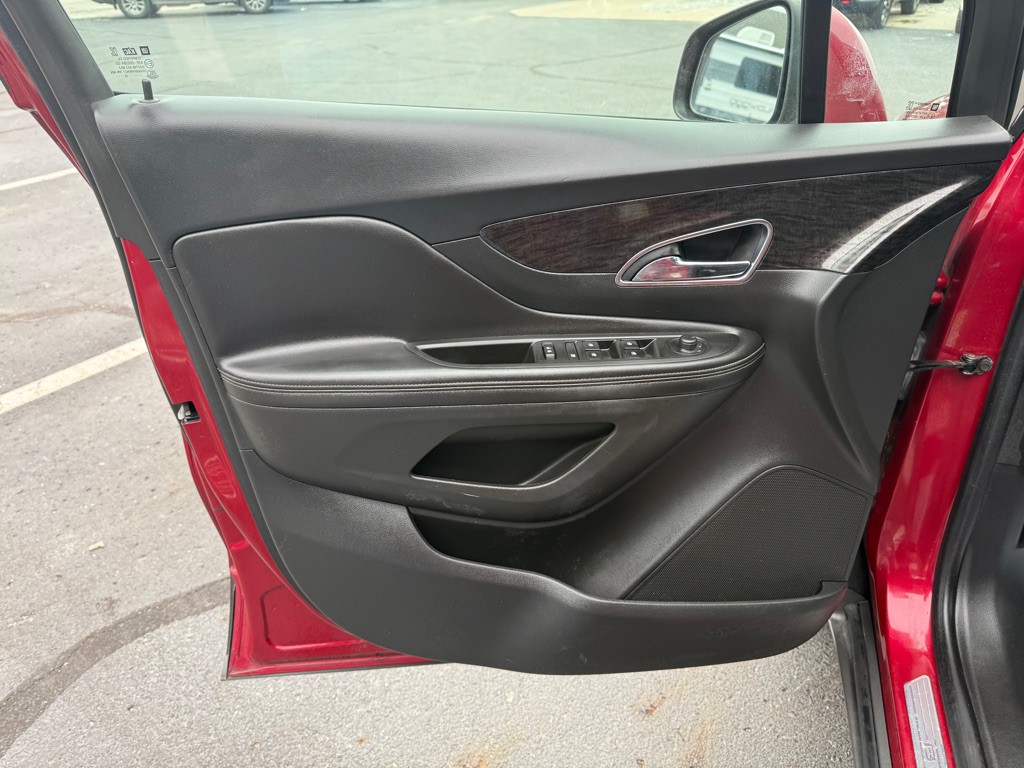 2015 Buick Enclave Image 9