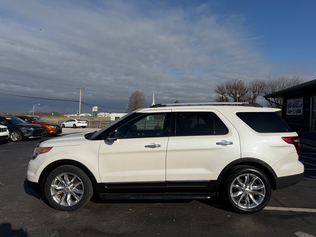 2015 Ford Explorer Image 2