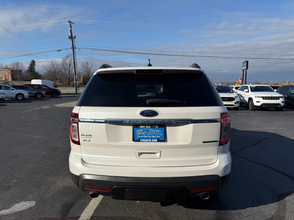 2015 Ford Explorer Image 4