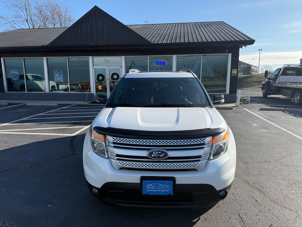 2015 Ford Explorer Image 8