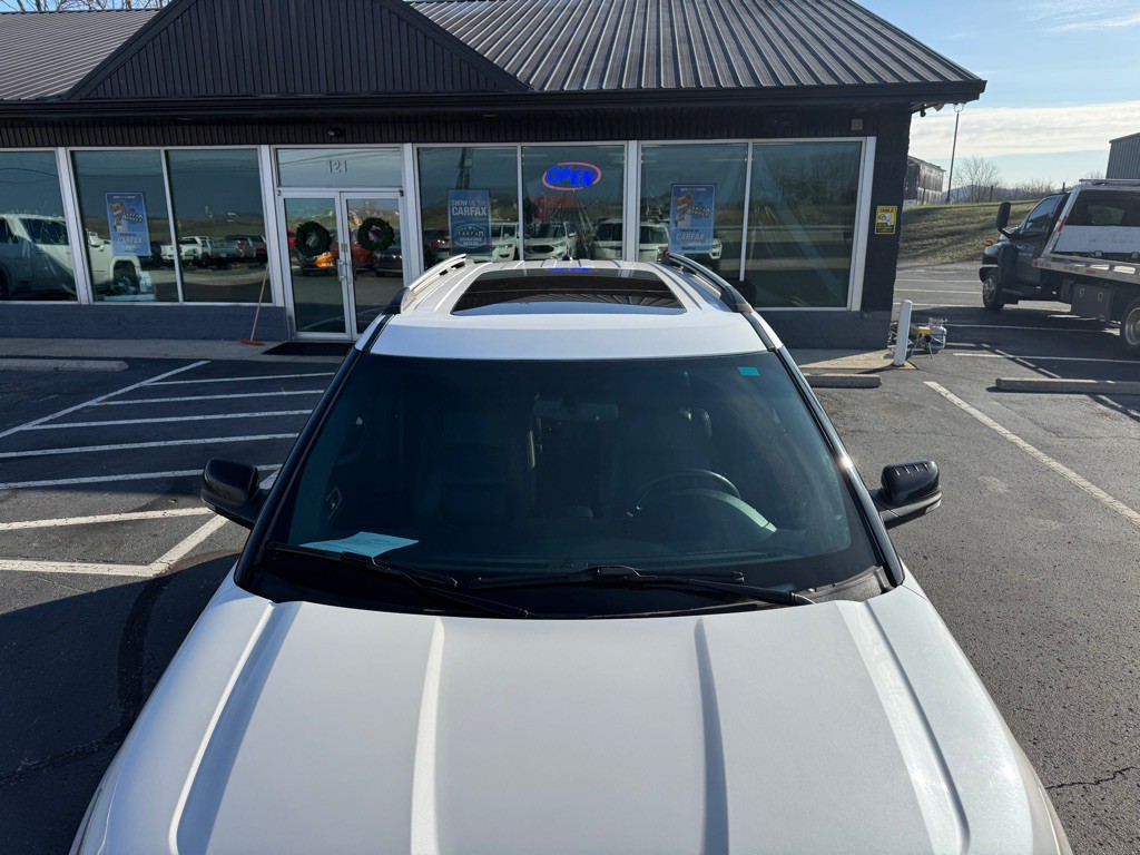 2015 Ford Explorer Image 9