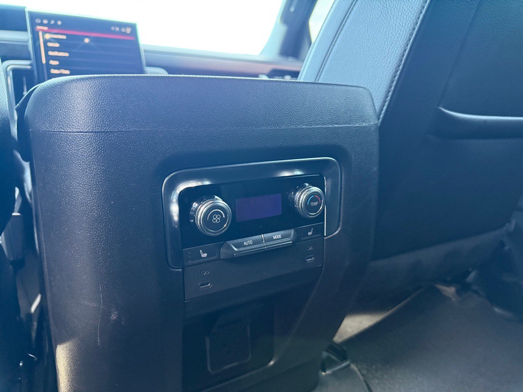 2025 GMC Yukon Image 23