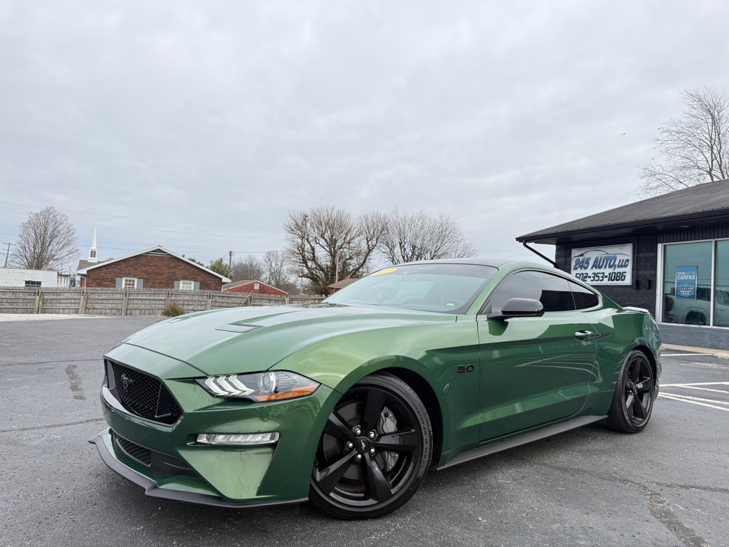 2022 Ford Mustang Image 1