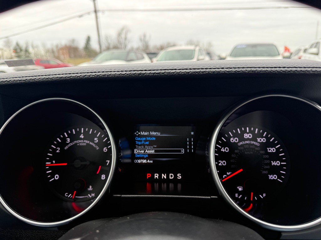 2022 Ford Mustang Image 12