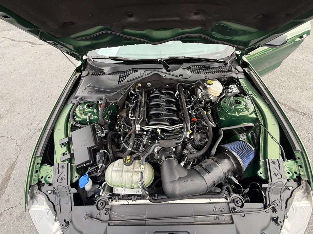 2022 Ford Mustang Image 24