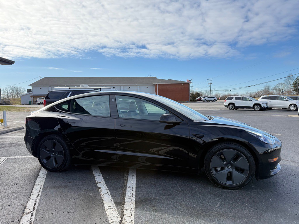 2022 Tesla Model 3 Image 6