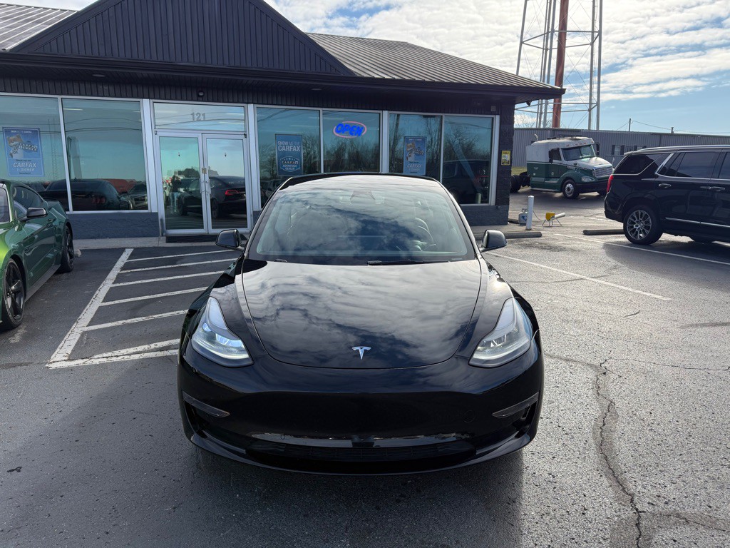 2022 Tesla Model 3 Image 8