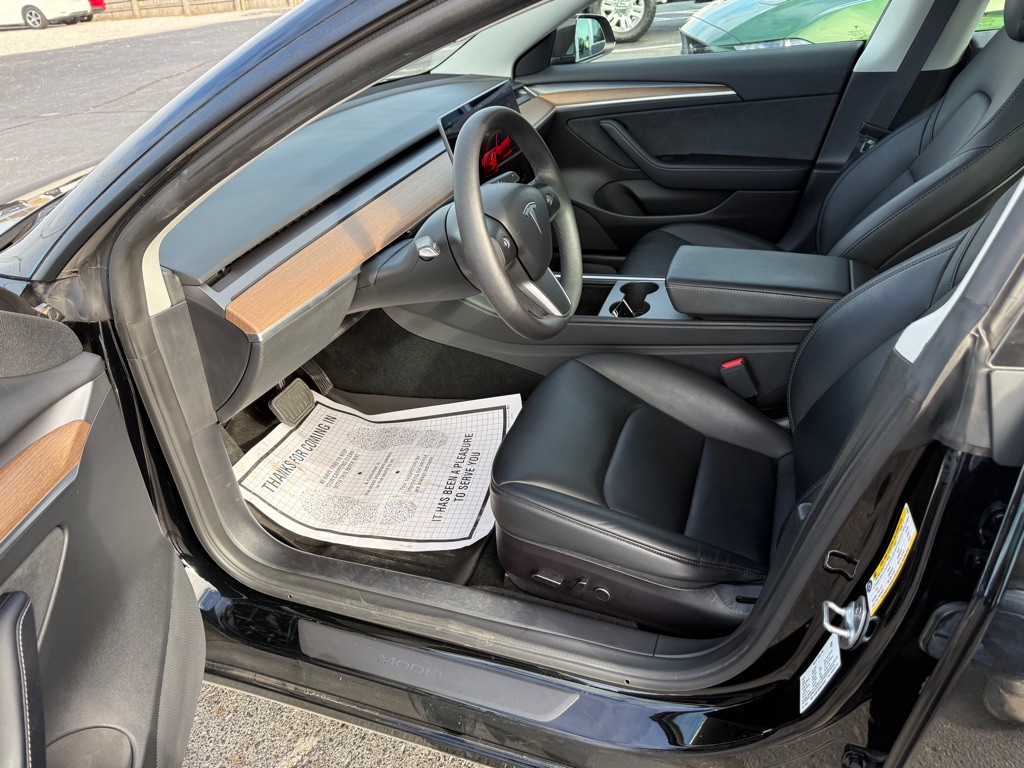 2022 Tesla Model 3 Image 10