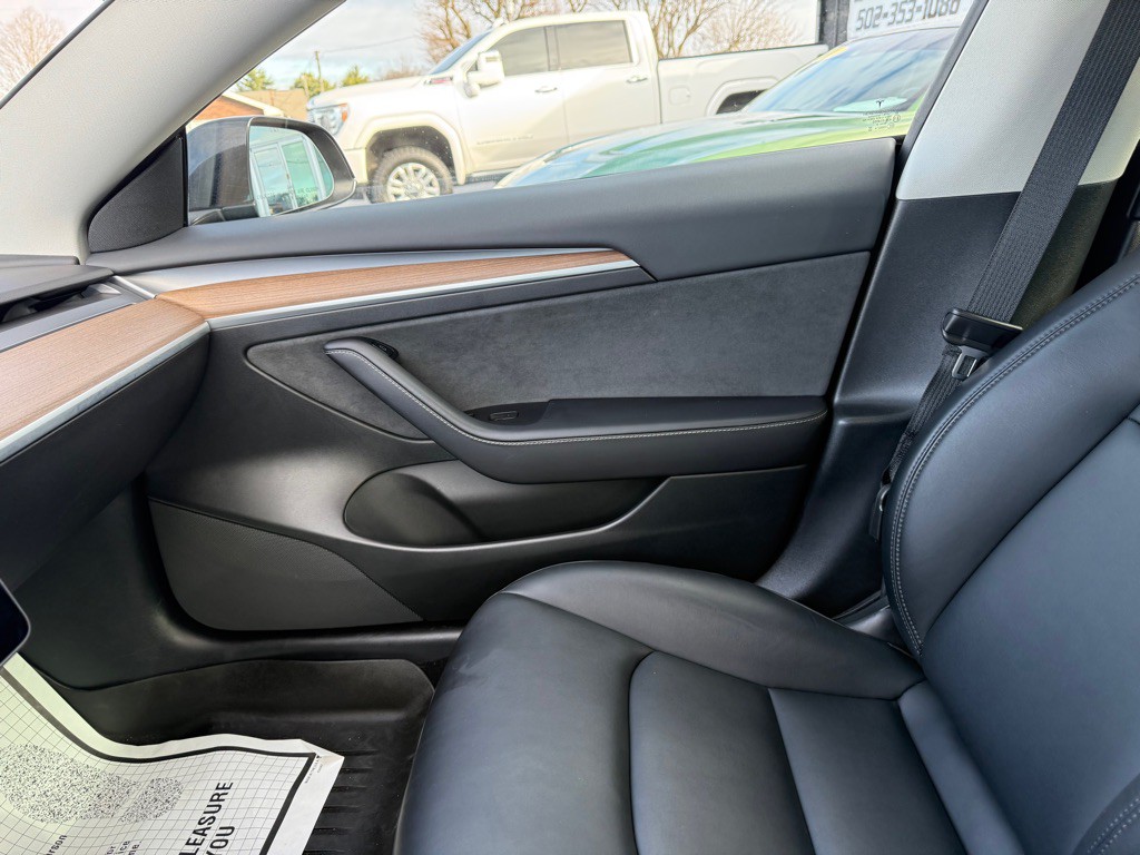 2022 Tesla Model 3 Image 19