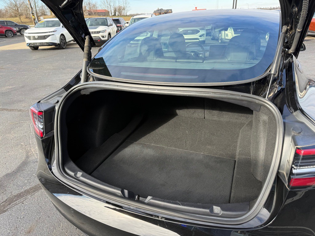 2022 Tesla Model 3 Image 21