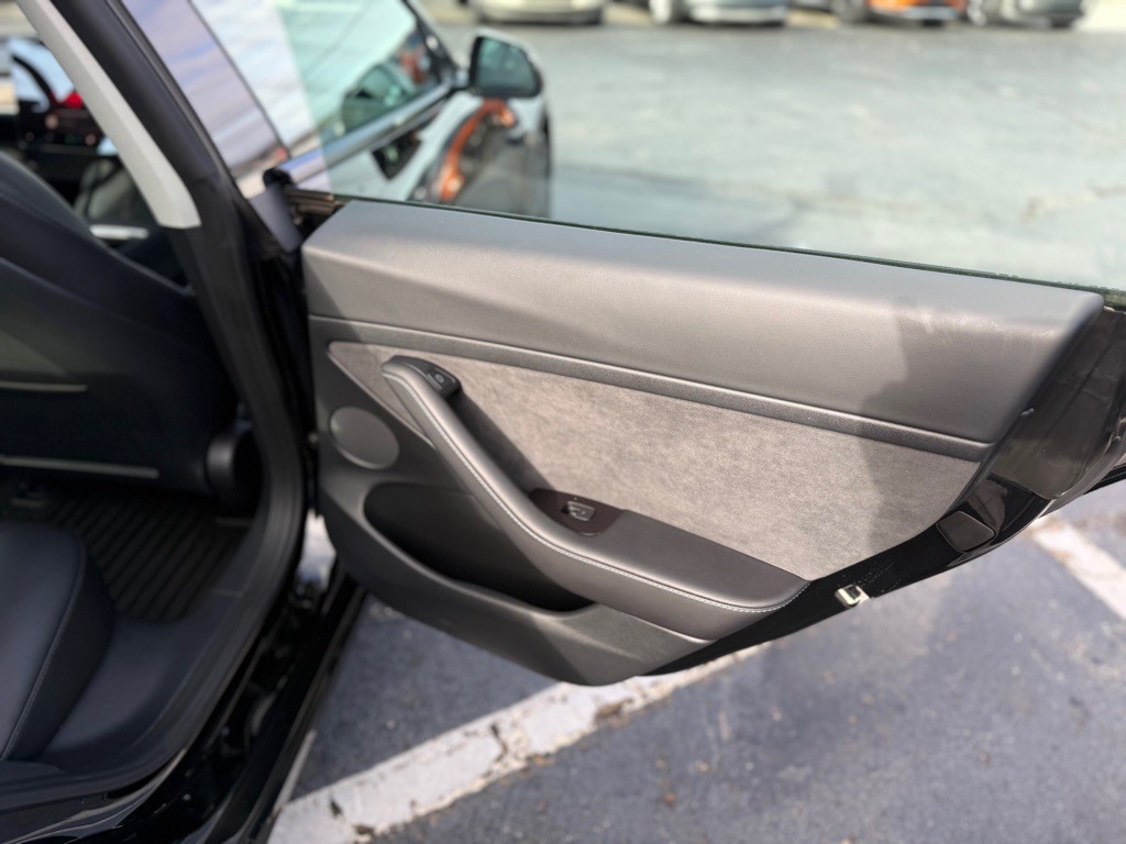 2022 Tesla Model 3 Image 23